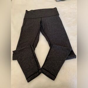 Lululemon woman’s herringbone leggings.